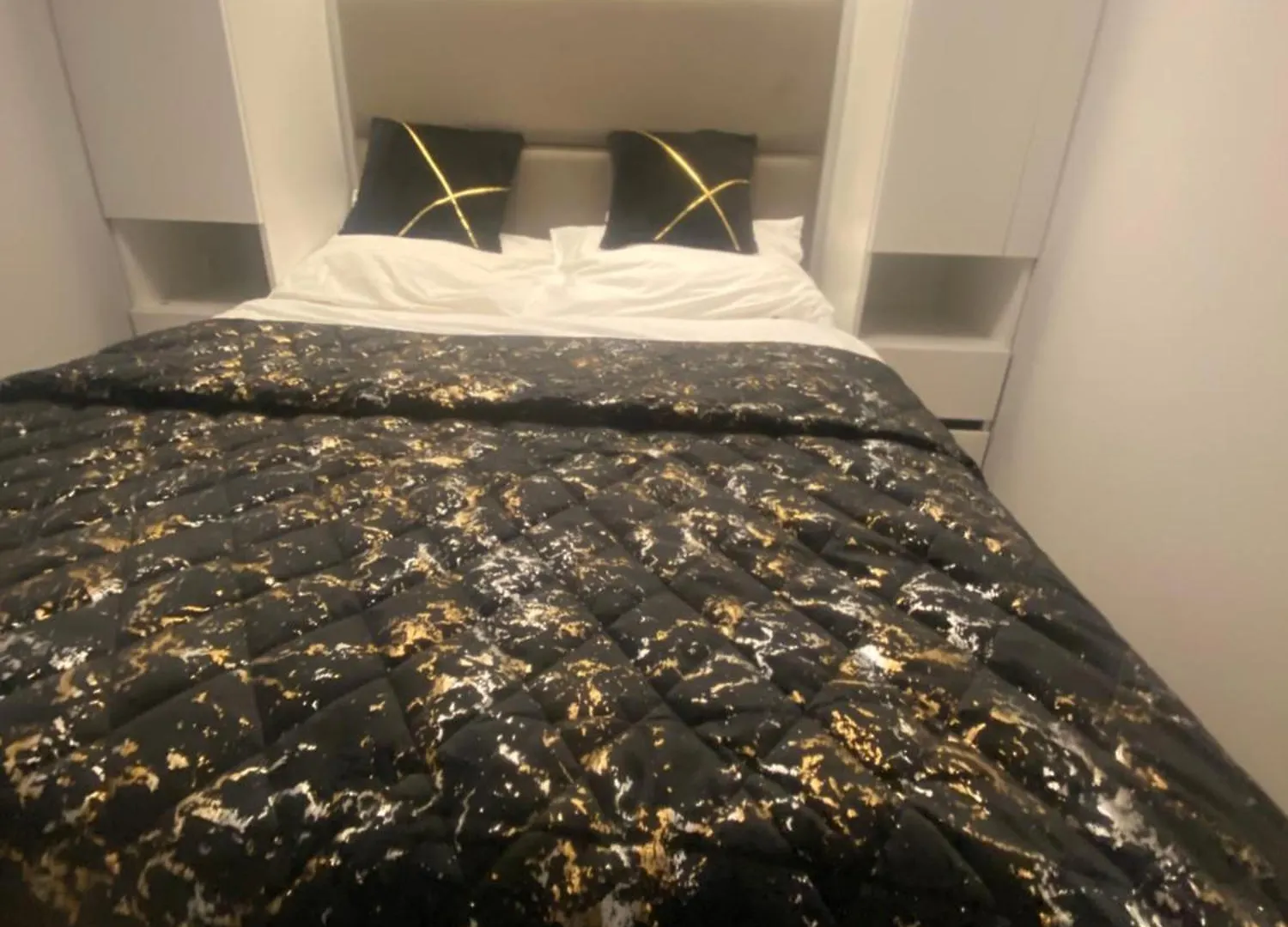 Wiktoryn 6 Piekne Nowe Apartamenty Z Duzymi Balkonami 华沙