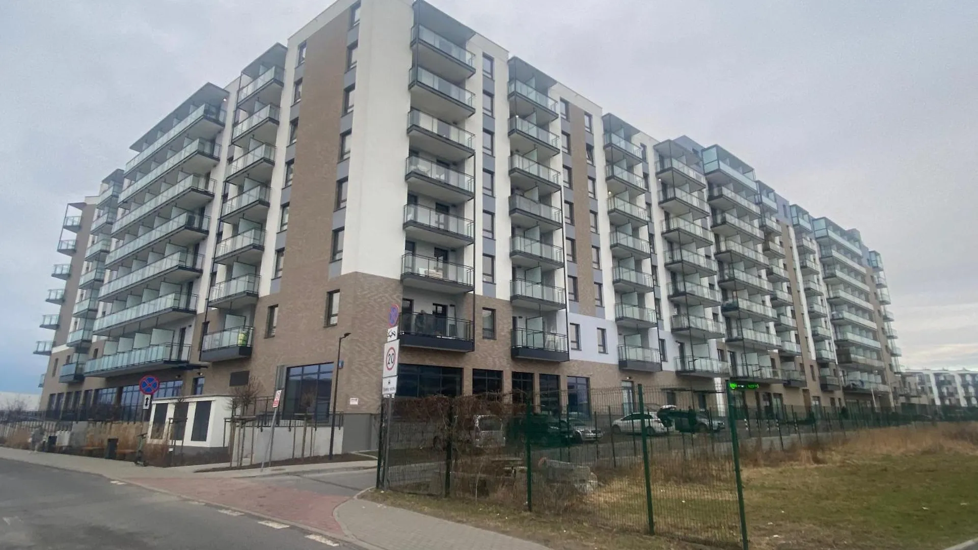Wiktoryn 6 Piekne Nowe Apartamenty Z Duzymi Balkonami 华沙 公寓
