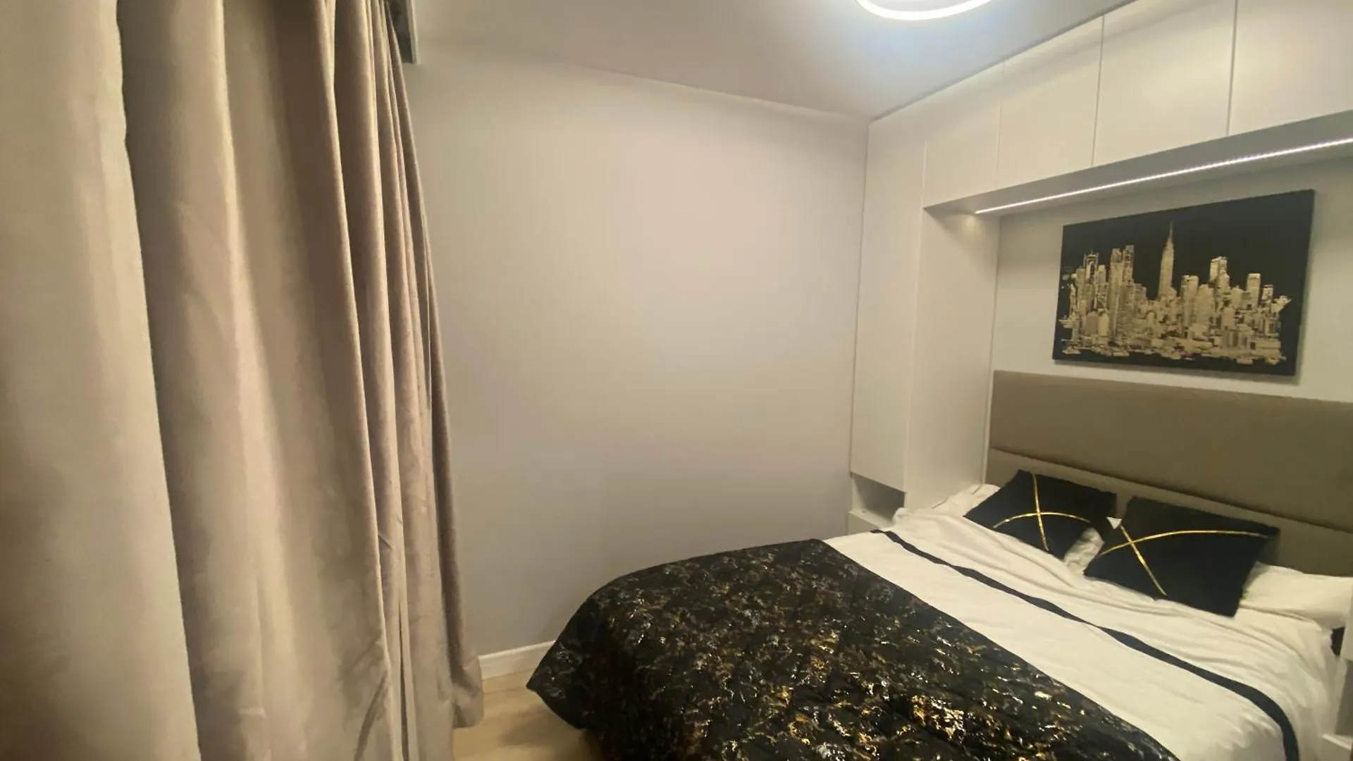 Wiktoryn 6 Piekne Nowe Apartamenty Z Duzymi Balkonami 华沙 波兰